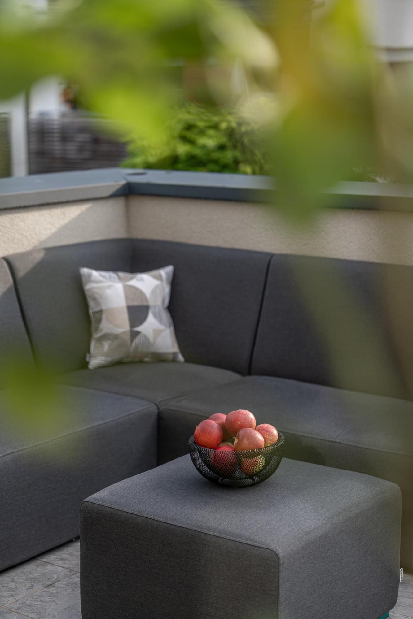 Garden Lodge Gargazzone Luaran gambar